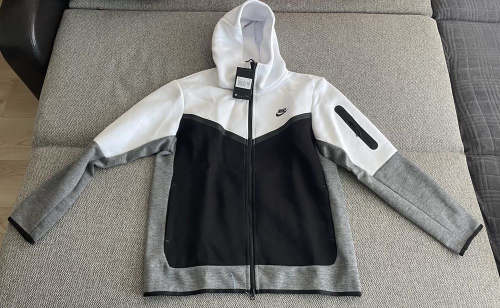 Bluză Nike Tech Fleece