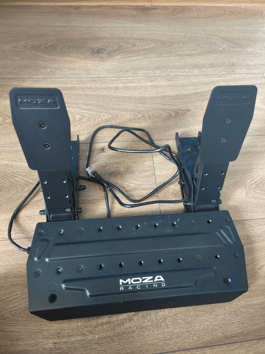 Волан с педали Moza R3