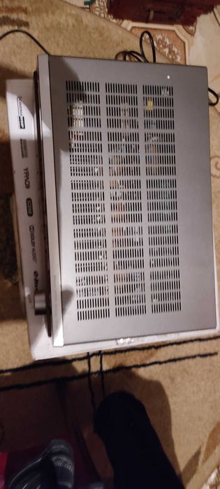 Ресивер YAMAHA RX-V385.