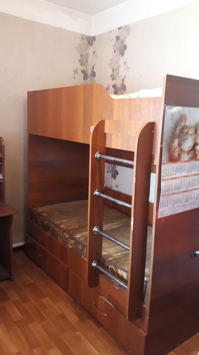 Двух ярусная кровать.