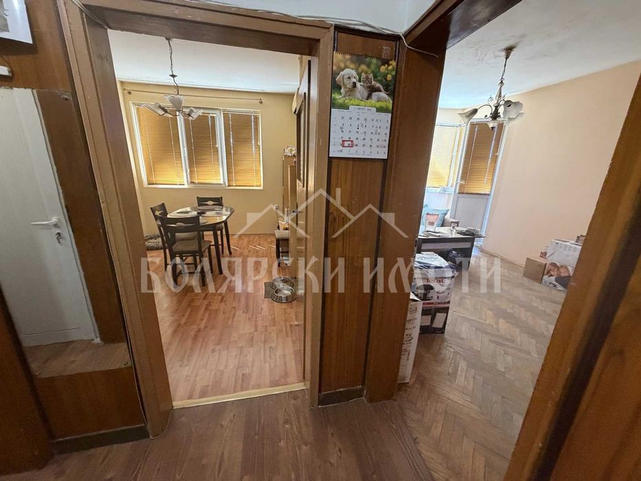 Продава се Четиристаен апартамент в Велико Търново, Център - 115 кв.м за 1261 €/кв.м - Снимка #11