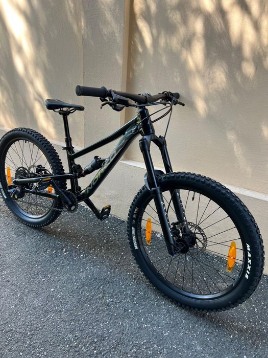 Bicicleta MTB NORCO Fluid 24" Full Suspension Aluminiu Frane hidraulice culoare Deosebita