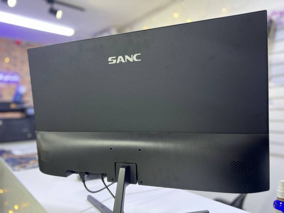 Монитор SANC M2753