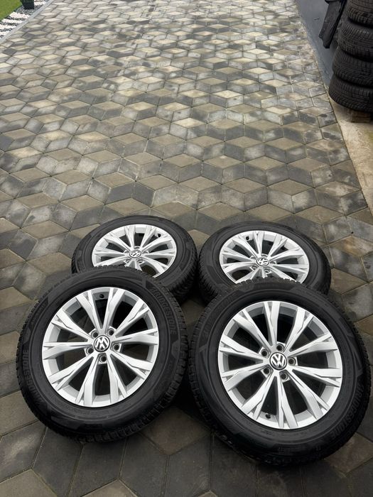 Jante Vw R-Line R17(5x112)”Tiguan/Q3/Passat/Jetta/Touran/Golf/Caddy~