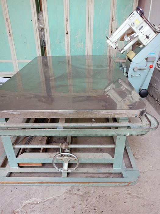 Stanok sotiladi matras chetiga kant tikadigan