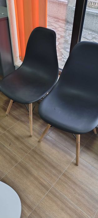 Посетителски два стола