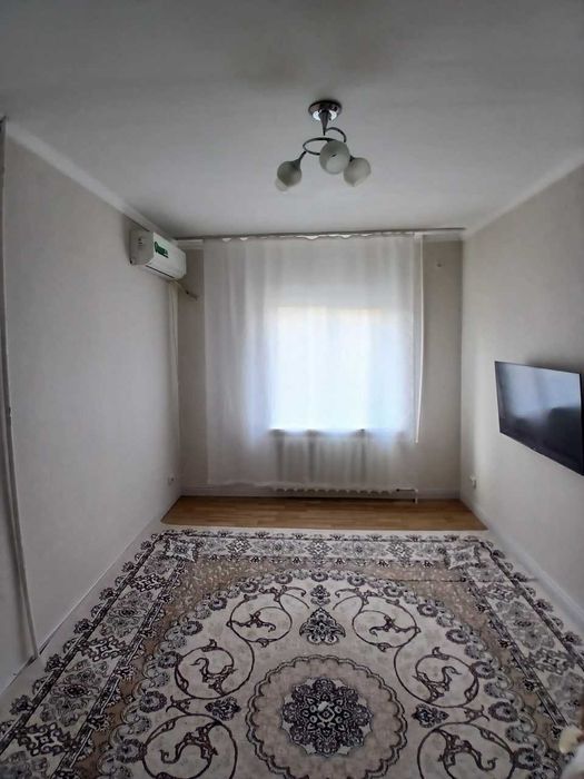 Продаётся 2 комнатная квартира С ремонтом  и мебель техникой / кирпич