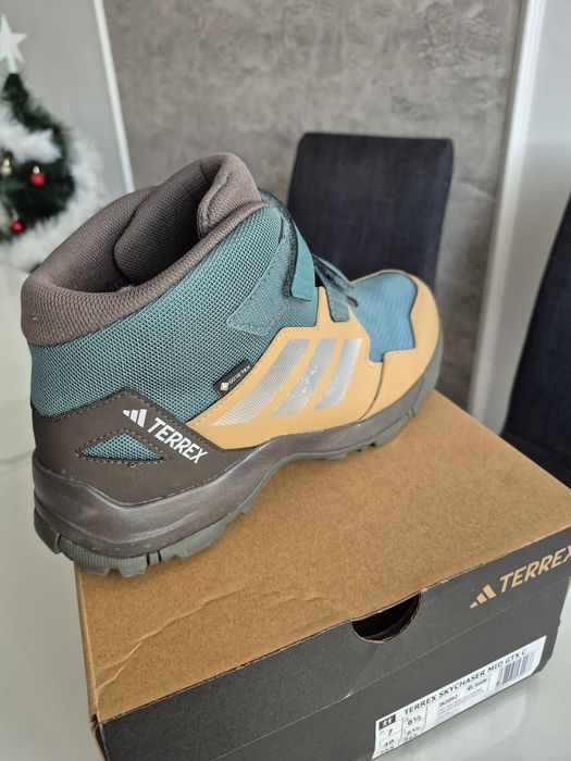 Зимни Маратонки, обувки