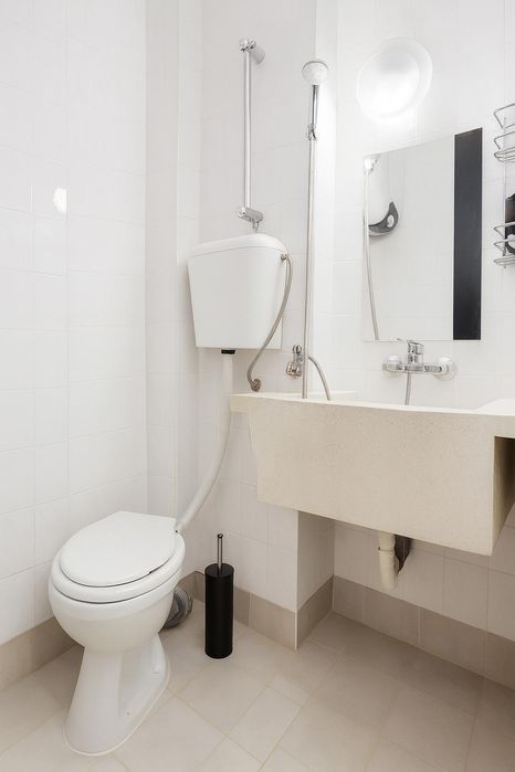 Дава се под наем Двустаен апартамент в Пловдив, Кючук Париж - 60 кв.м за 408 € - Снимка #3