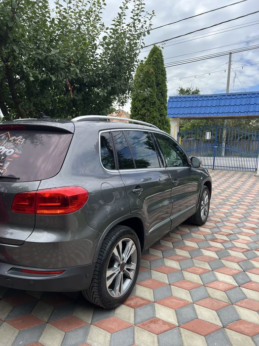 VOLKSWAGEN Tiguan 2012 — imagine 4