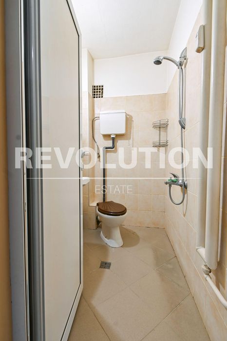 Дава се под наем Двустаен апартамент в София, Изток - 72 кв.м за 650 € - Снимка #13