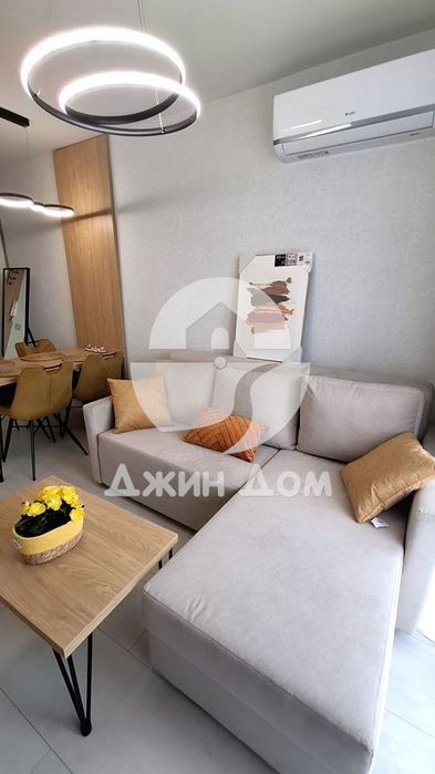 Продава се Двустаен апартамент в к.к. Слънчев бряг - 52 кв.м за 1885 €/кв.м - Снимка #2