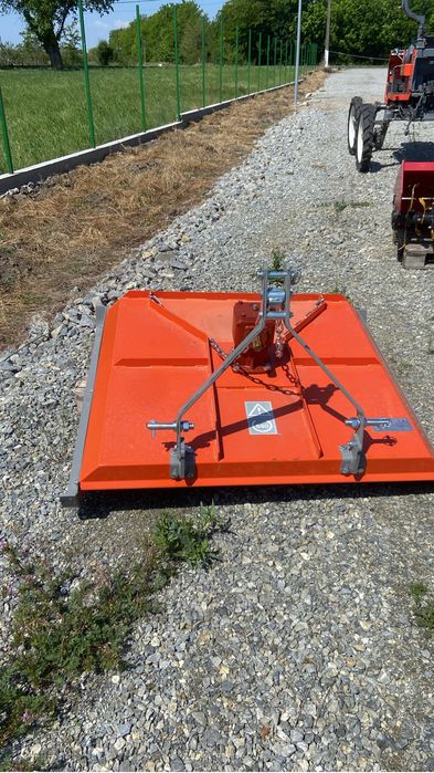 Freza de sol, tocatori resturi vegetale cu ciocane si elicopter