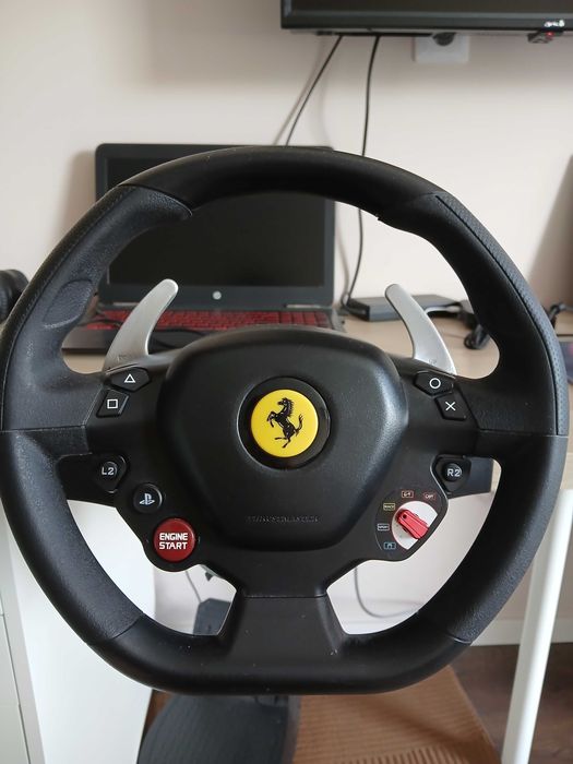Волан с педали Thrustmaster-T80 Ferrari 488 ,PS5/PS4/PC
