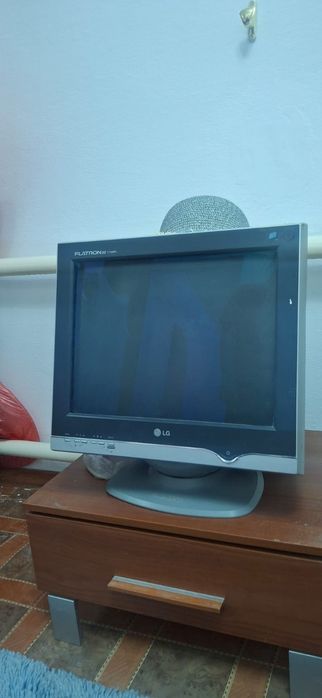 Продаётся монитор LG