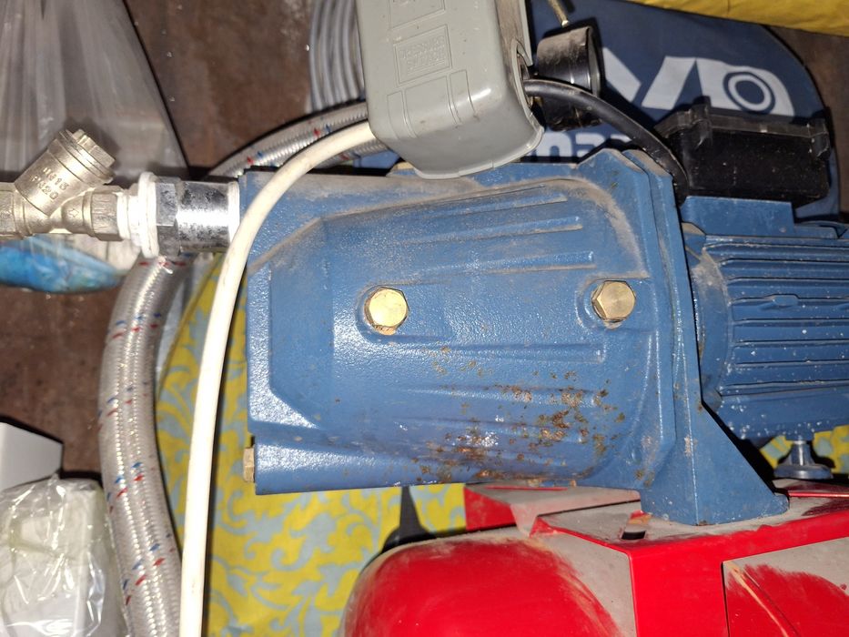 Продам насосную станцию