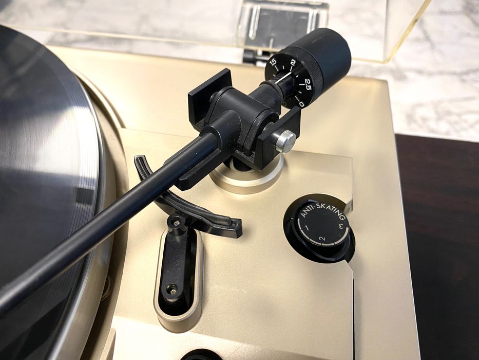 Грамофон Marantz