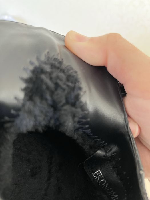 Срочно продаю ботинка