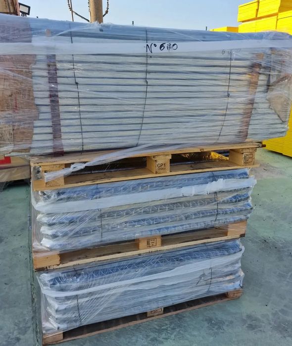 Профили за жълтия  кофраж всички елументи  за него на склад 3€