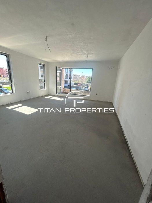 Продава се Тристаен апартамент в Пловдив, Остромила - 122 кв.м за 719 €/кв.м - Снимка #1