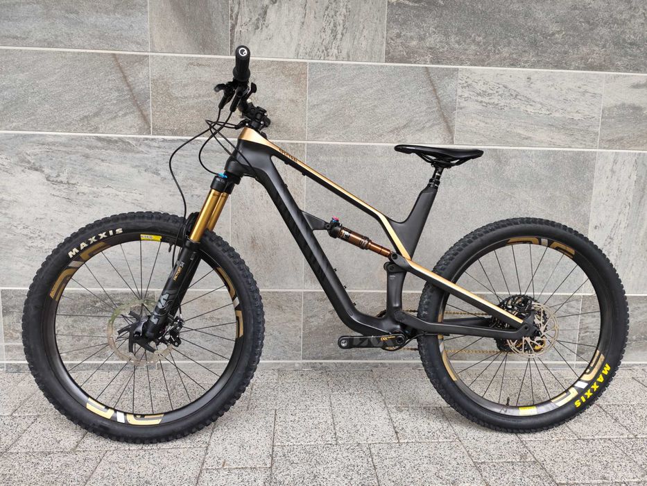 CANYON Spectral CFR LIMITED 27.5 *Full carbon*