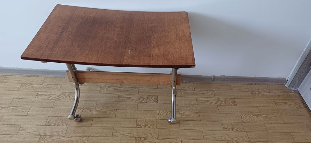 Журнальный столик