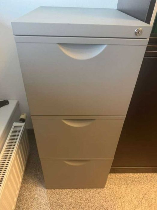 Dulap metalic cu sertare - 3 bucati, diferite dimensiuni si modele