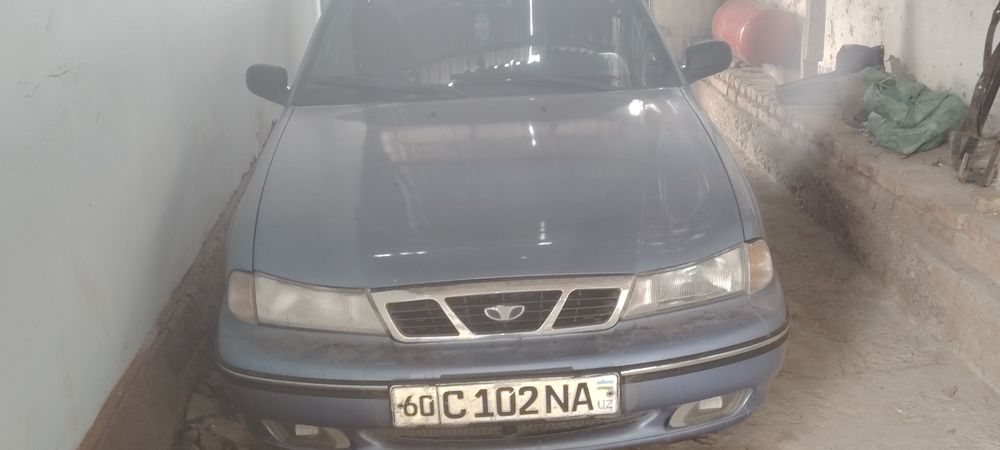 Нехиа 1 холати яхши мотор ходовой яхши янги 4 та балон аккумулятор зур