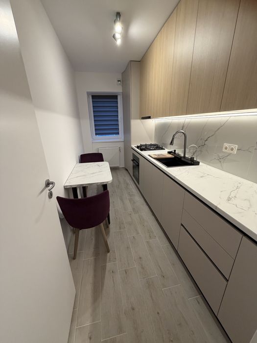 Ap . 2 , Ajustorului Residence , prima inchirere