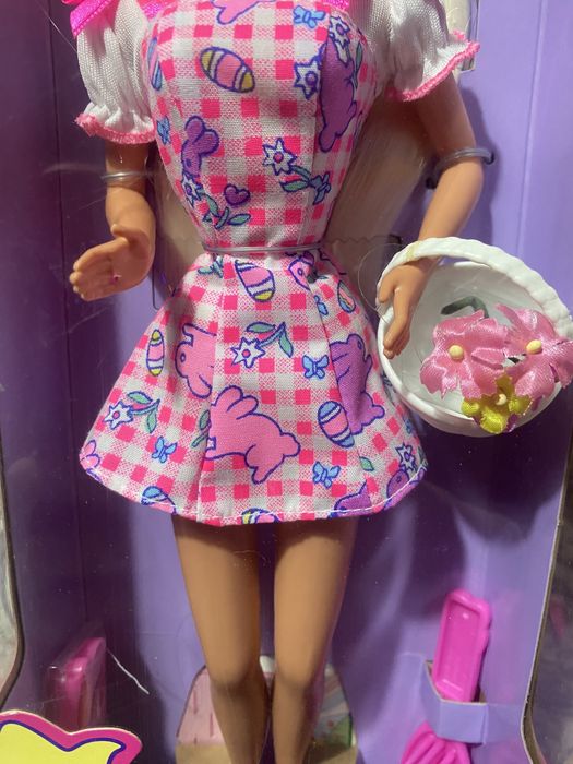 Барби Easter Barbie