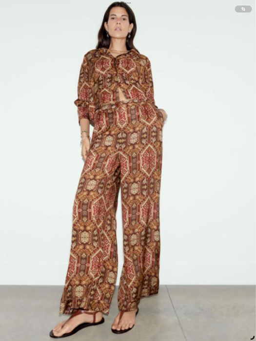 Costum colectia Shienna  Miller M&S