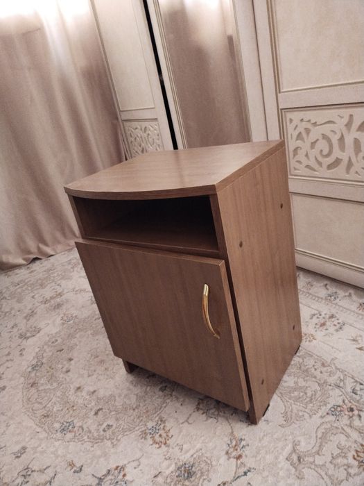 Продаю тумбочки для спальни