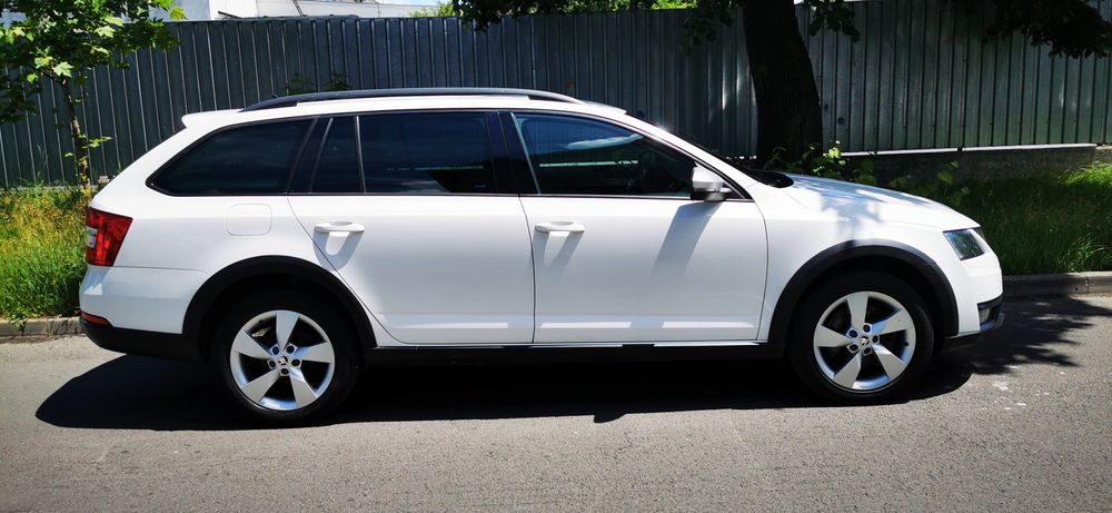 SKODA Octavia 2019 — imagine 4