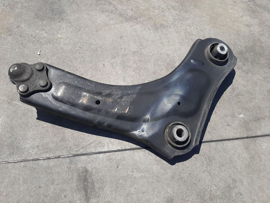 brat bascula stanga fata renault megane 3  1.4 b tce