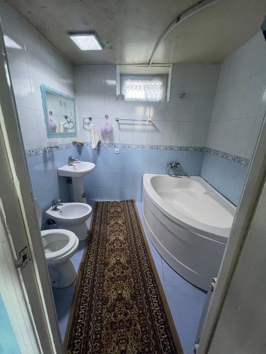 Яккасарой саламатина 4 сотих углавой участка сотилади