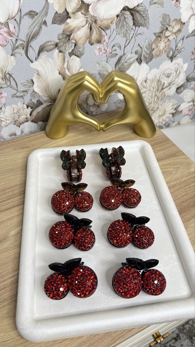 Aksessuar qizlar ayollar uchun