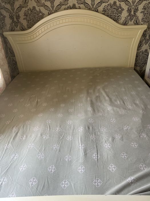 Продам кровать за 10 тыс …..