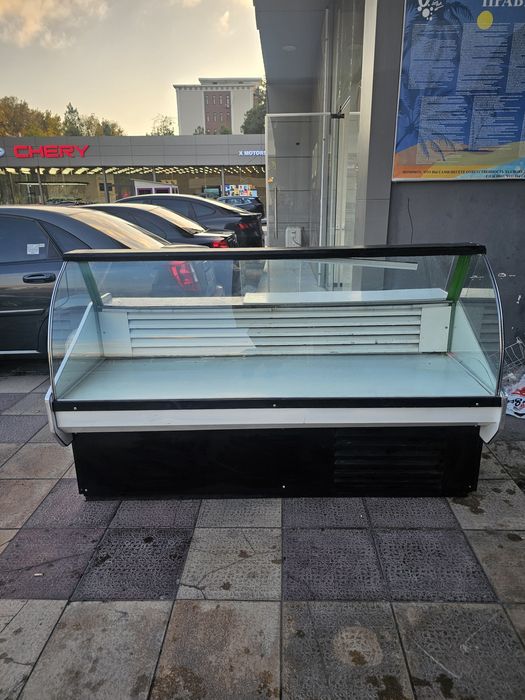 Холодилник ветрина