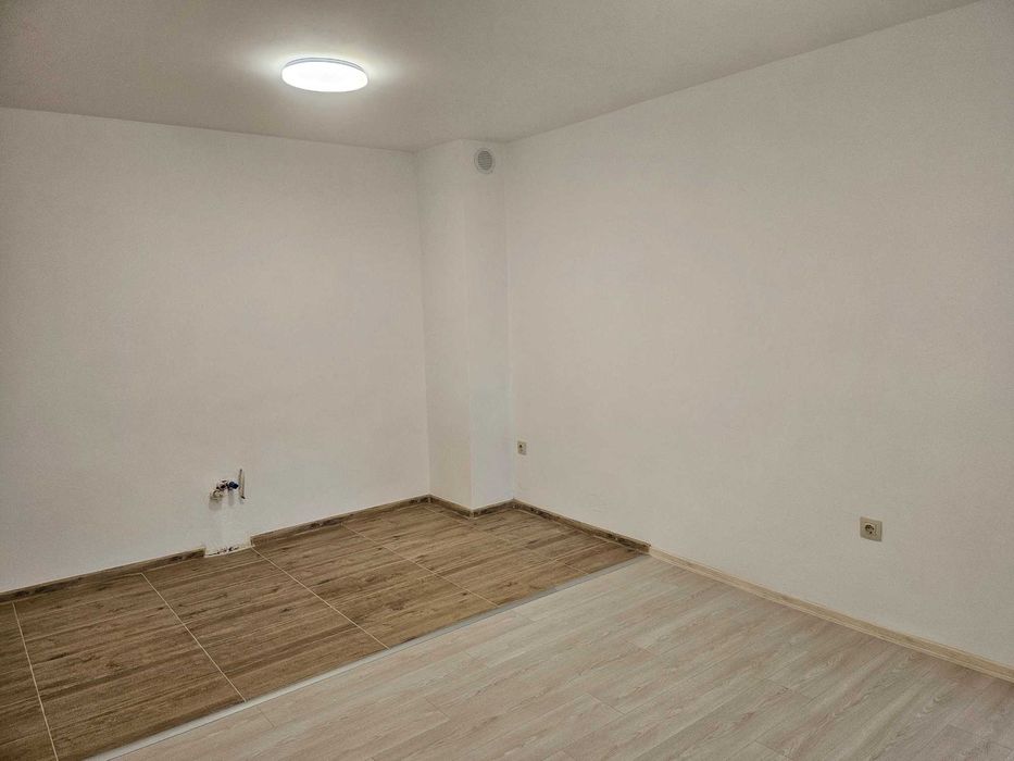 Продава се Тристаен апартамент в Варна, Трошево - 60 кв.м за 2432 €/кв.м - Снимка #1