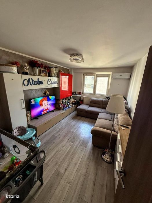 Apartament 4 camere - Pantelimon