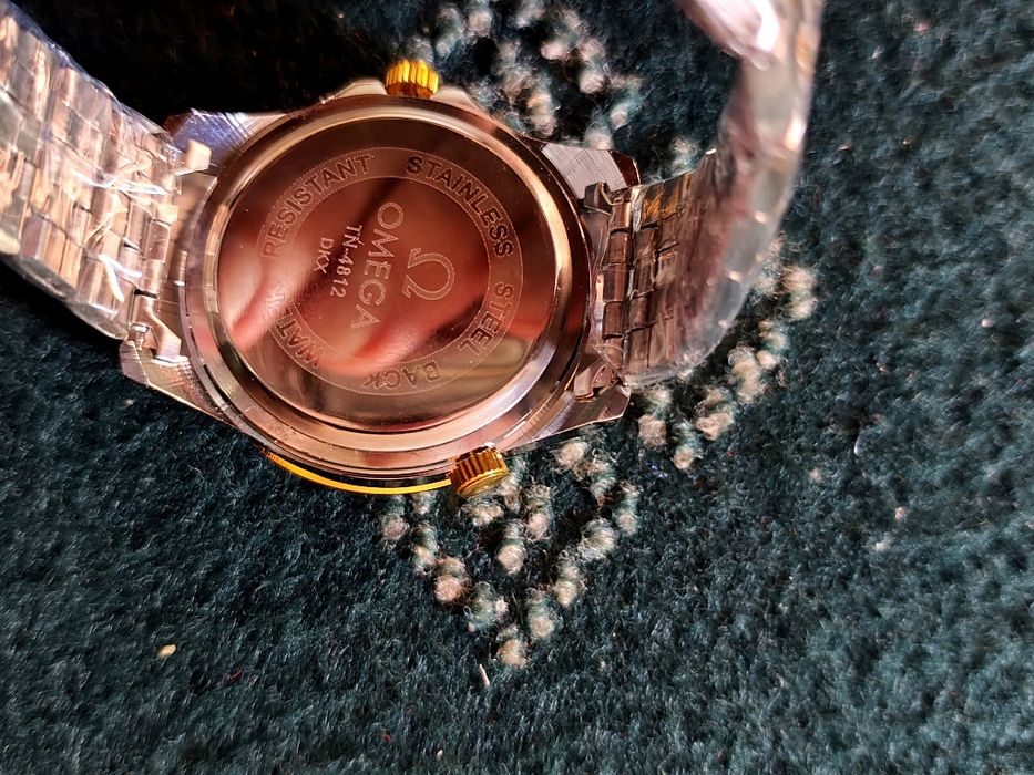 Omega soati yangi