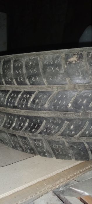 покрышка на 205/65/16