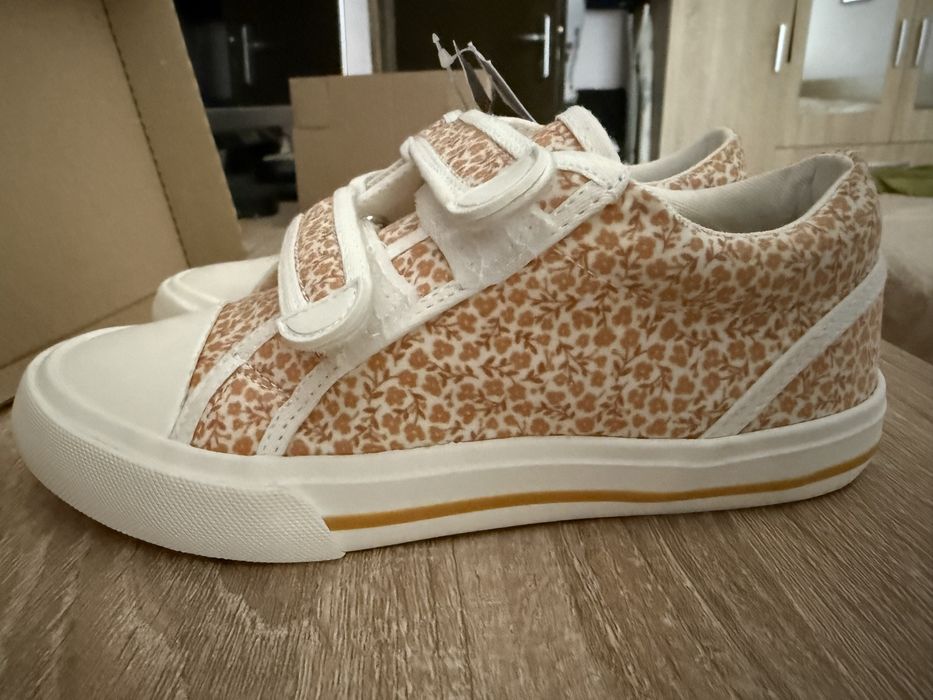 Детски кецове за момиче