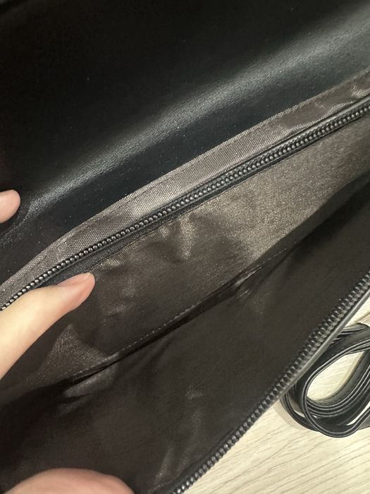 Продам сумку клатч