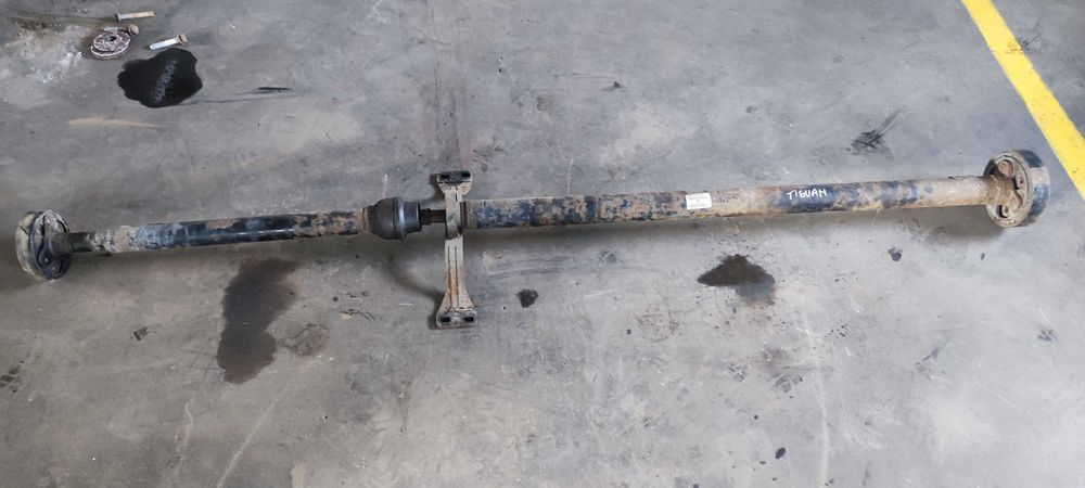 Cardan volkswagen vw tiguan 2.0tdi CBAB 4x4 an 2010 Sibiu • OLX.ro