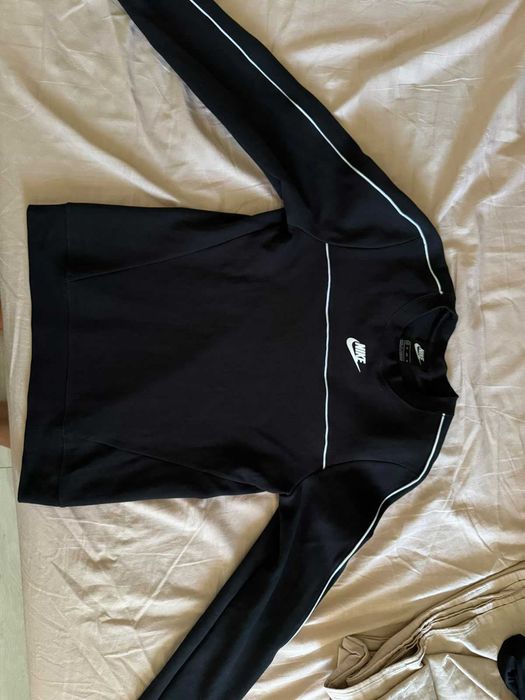 Nike, Bluza sport cu decolteu la baza gatului si garnituri contrastante, Negru, XS
