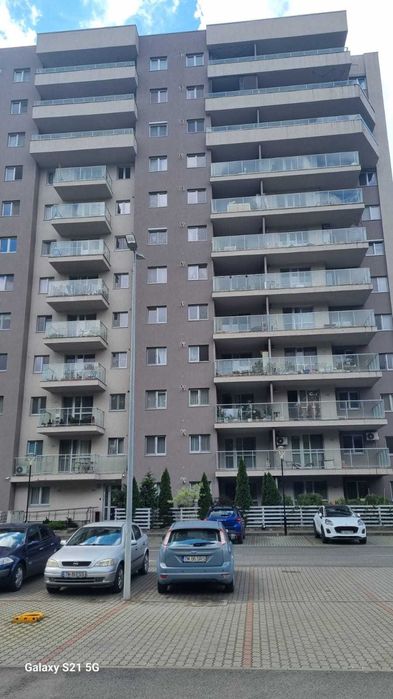 Inchiriez apartament 2 camere Adora Forest