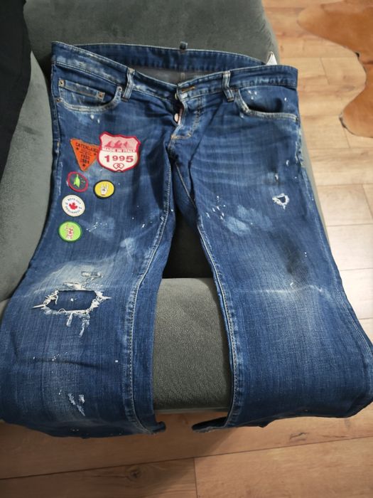 Blugi Dsquared mărimea 52 impecabili