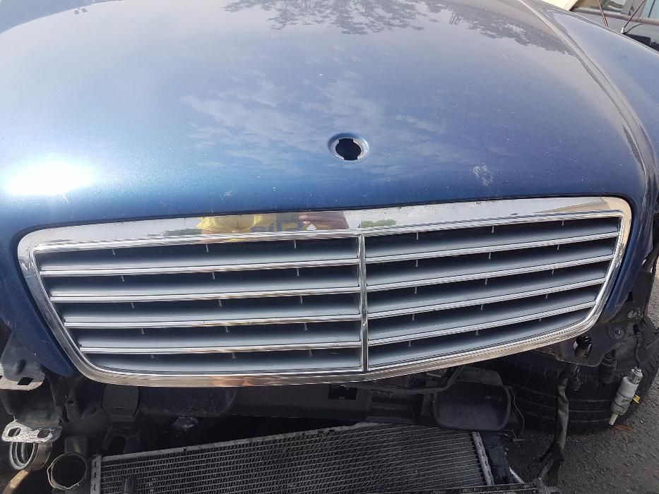 Предна Решетка Mercedes C-класа W203 Avangarde Ц-класа Аванагард