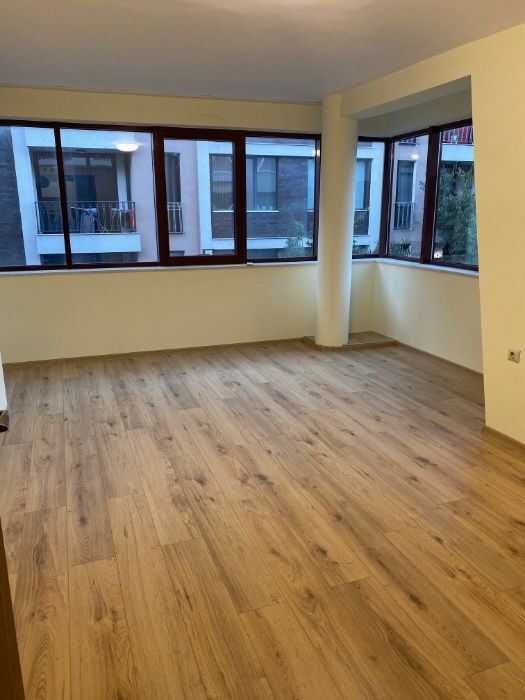 Четристаен апартамент в кв. Бъкстон